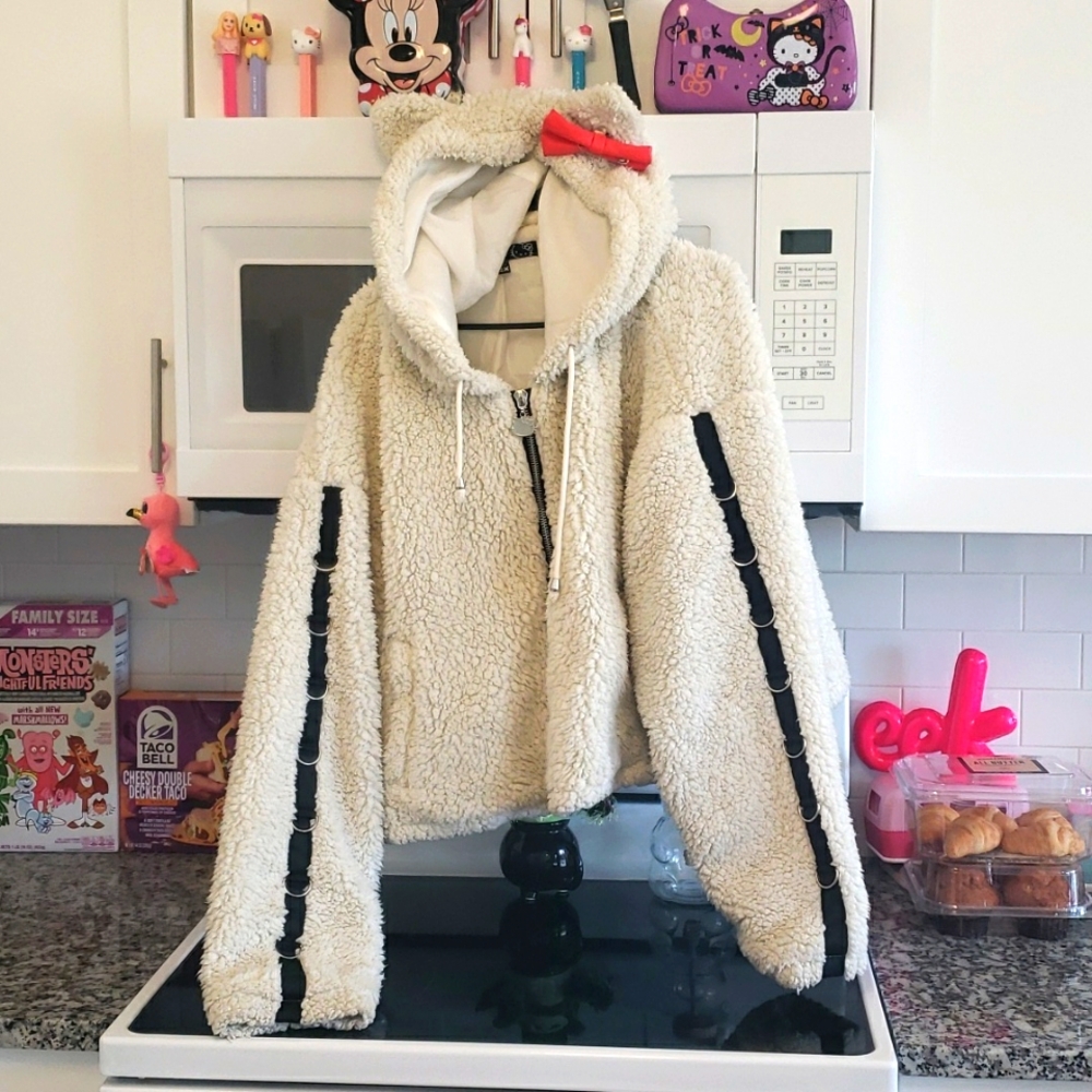 Cozy Cream Sherpa Jacket with Black Accents